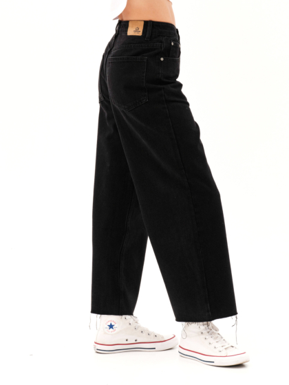 EMERSON WOMEN’S FRAYED DENIM PANTS