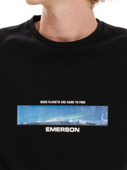 EMERSON MEN’S LONG SLEEVE TEE WITH PHOTO PRINT