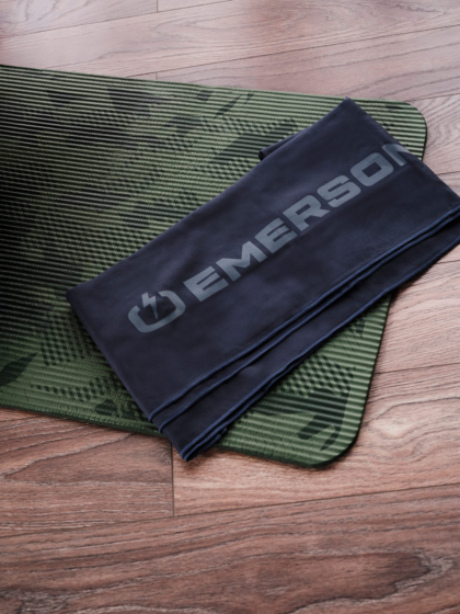 EMERSON LOGO MICROFIBRE TRAVEL TOWEL