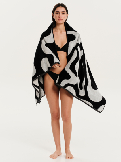EMERSON LINEAR PATTERN BEACH TOWEL