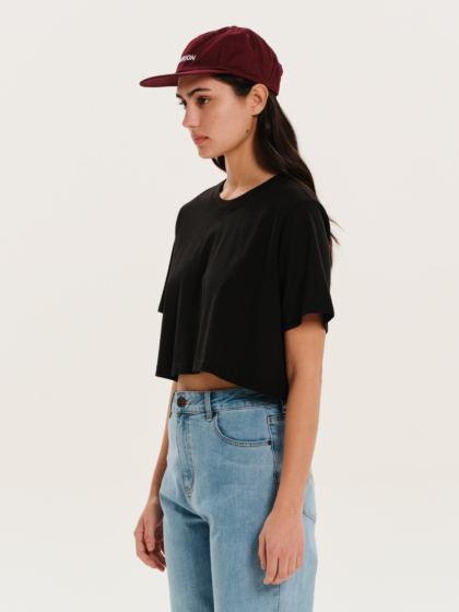 EMERSON SOLID WOMEN’S SHORT SLEEVE CROP T-SHIRT