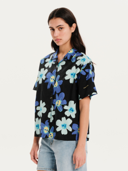 EMERSON WOMEN’S PRINTED SHORT SLEEVE SHIRTS