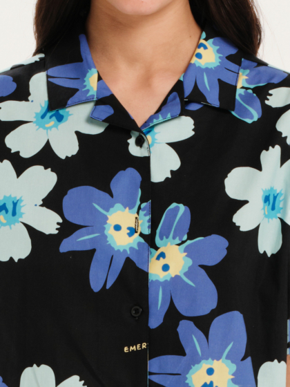 EMERSON WOMEN’S PRINTED SHORT SLEEVE SHIRTS