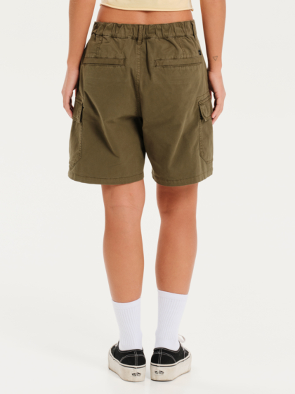 EMERSON WOMEN’S HALF-ELASTICATED CARGO SHORTS