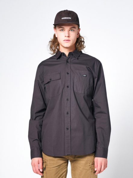 STRETCH BUTTON DOWN SHIRT WITH POCKETS