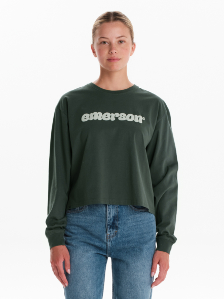 EMERSON WOMEN’S LONG SLEEVE CROP TEE