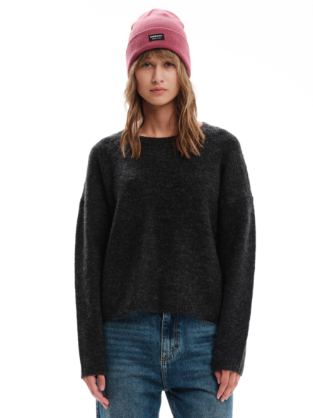 EMERSON WOMEN’S BASIC KNIT SWEATER