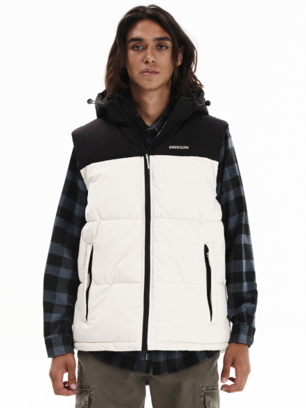 EMERSON MEN’S PUFFER VEST WITH DETACHABLE HOOD
