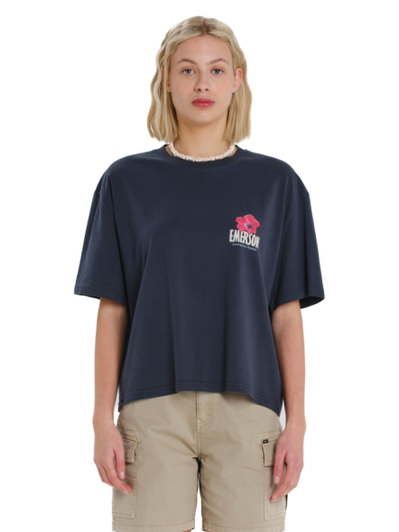 EMERSON WOMEN'S SHORT BOXY SLEEVE T-SHIRT