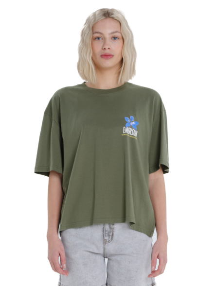EMERSON WOMEN'S SHORT BOXY SLEEVE T-SHIRT